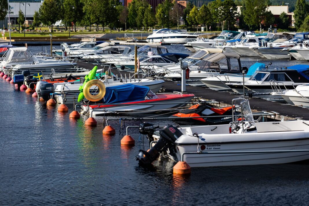 docked boats depicted at scene of incident