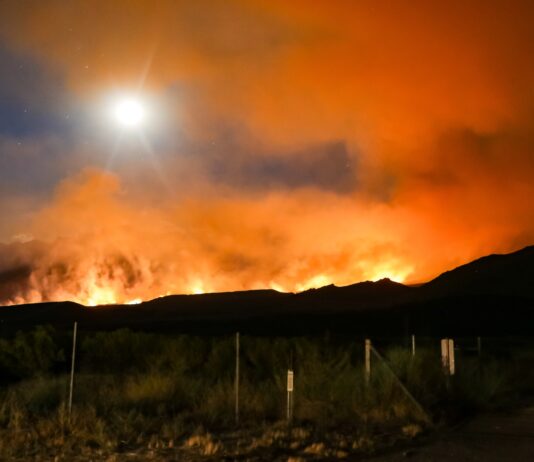 Newell Road Fire Blazes Through Klickitat County large wildfire blazes through homes and farms