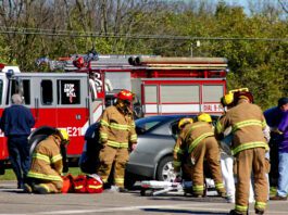 emergency personnel arrive to scene of crash