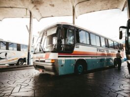 Hawaii shuttle bus accident