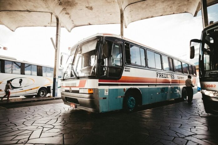 Hawaii shuttle bus accident