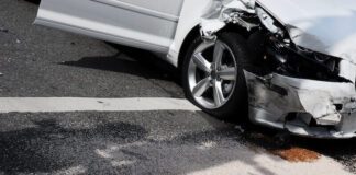 SUV Crashes Into New Mexico Thrift Store