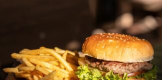 One Person In New Mexico Hospitalized Due to E. coli Outbreak Linked to McDonald’s