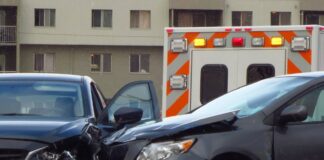 Four Hospitalized After Head-On Crash on Hana Highway