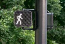 Pedestrian Killed in Hit and Run in Waiʻanae