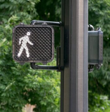 Pedestrian Killed in Hit and Run in Waiʻanae