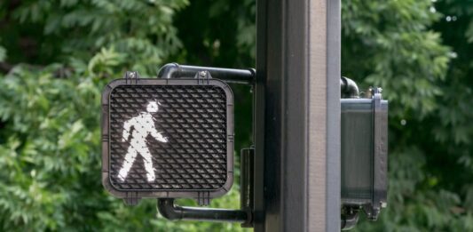 Pedestrian Killed in Hit and Run in Waiʻanae